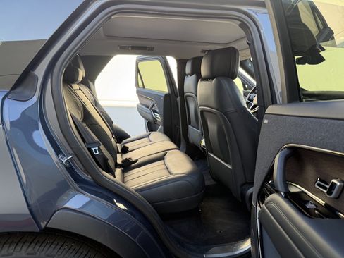 Used 2023 Land Rover Range Rover Sport SE AWD/4WD image 14