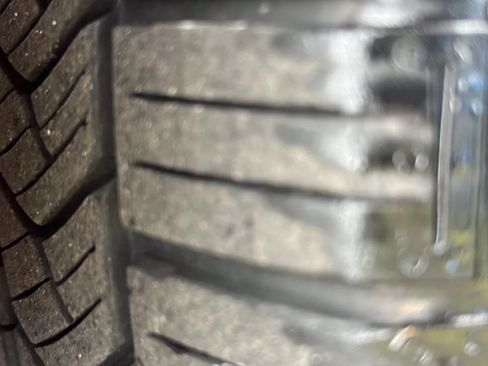 Used 2019 Toyota Corolla LE image 32