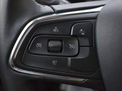 Used 2025 Buick Envista Sport Touring FWD image 19