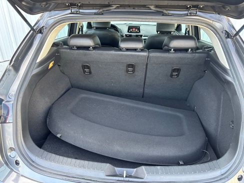 Used 2018 MAZDA MAZDA3 Touring image 32