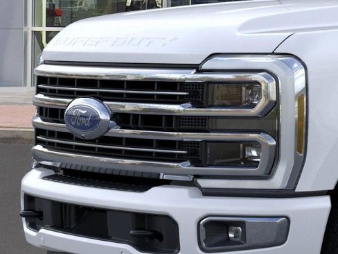 New 2025 Ford F250 Platinum w/ Platinum Plus Package image 17