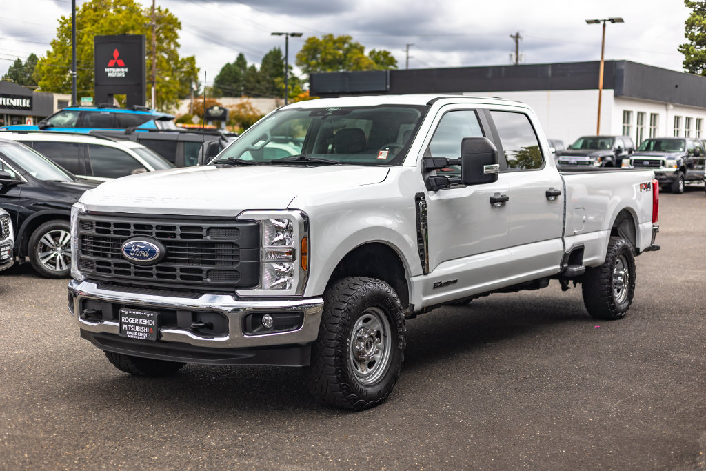 Used 2025 Ford F350 XL w/ XL Off-Road Package AWD/4WD image 4