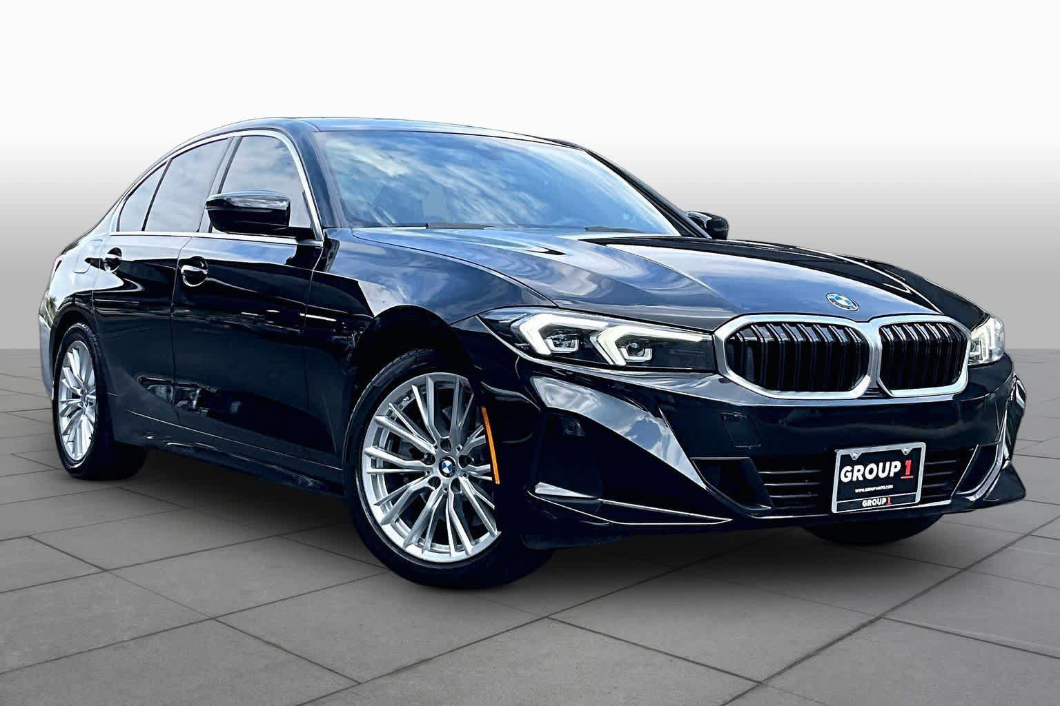 Used 2024 BMW 330i Sedan RWD image 3
