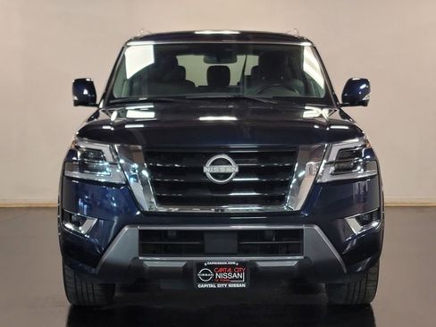 Used 2024 Nissan Armada SL image 3