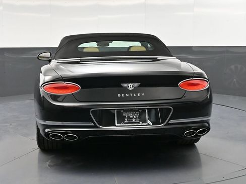 Used 2024 Bentley Continental GT AWD/4WD image 7