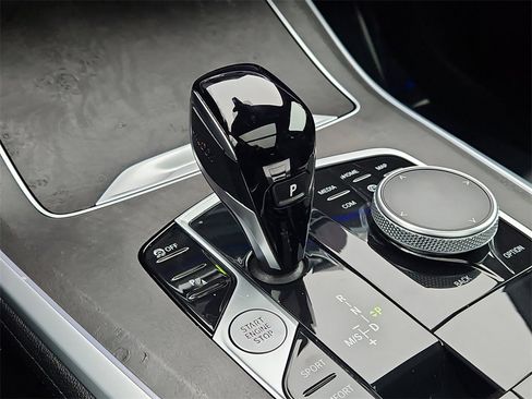 Used 2022 BMW X5 xDrive40i image 32