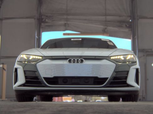 Used 2023 Audi e-tron GT Prestige w/ Prestige Package AWD/4WD image 6