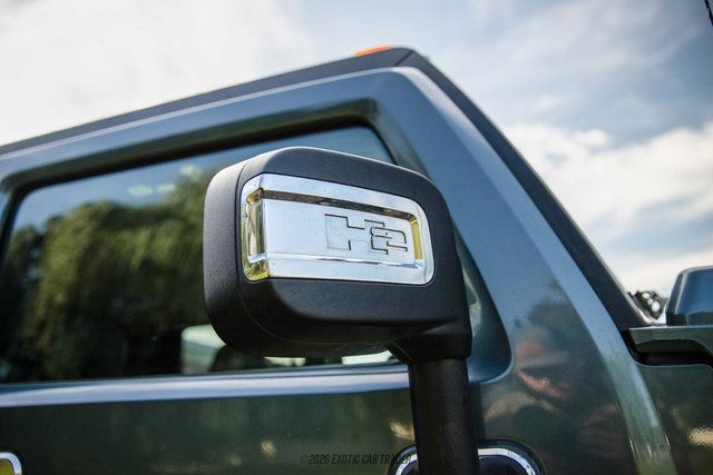Used 2005 HUMMER H2 w/ Preferred Equipment Group AWD/4WD image 90