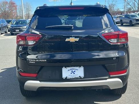 Used 2023 Chevrolet TrailBlazer LT w/ Convenience Package AWD/4WD image 5