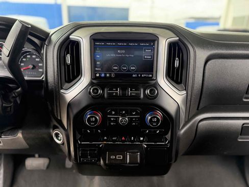 Used 2021 Chevrolet Silverado 1500 RST w/ Bed Protection Package RWD image 10