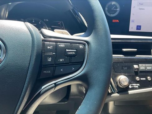 Used 2025 Lexus ES 350 w/ Accessory Package (P3) FWD image 23