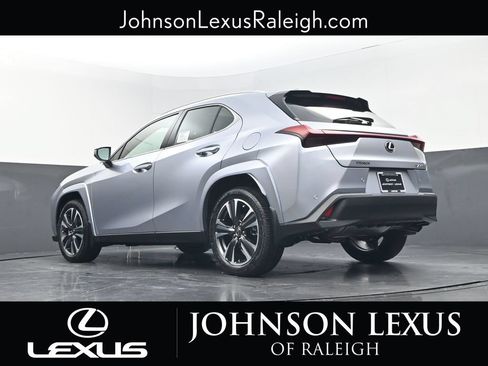 Used 2026 Lexus UX 300h FWD image 18
