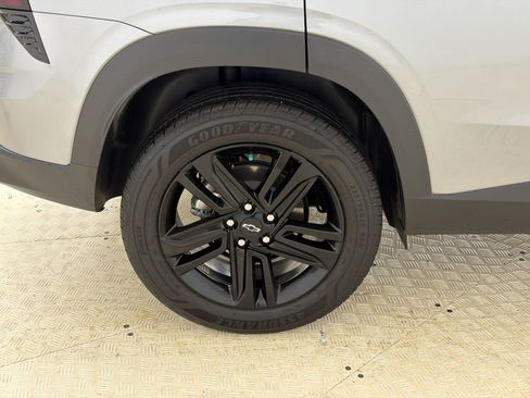 Used 2025 Chevrolet Trax ACTIV w/ Driver Confidence Package FWD image 12