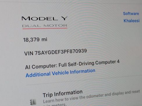 Used 2023 Tesla Model Y Performance AWD/4WD image 11