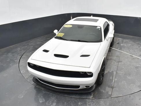 Used 2018 Dodge Challenger R/T Scat Pack w/ Dynamics Package image 36