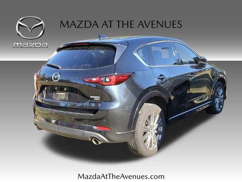 Certified 2023 MAZDA CX-5 Signature image 17