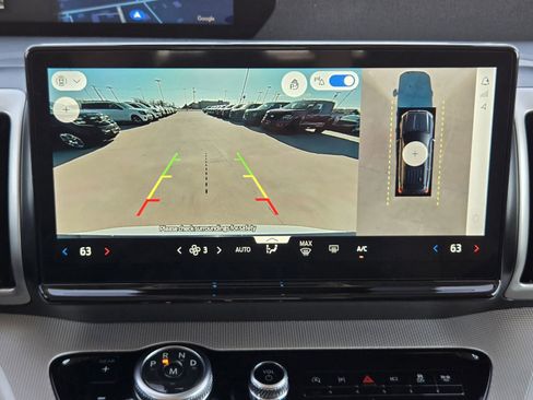 Used 2025 Ford Expedition Active RWD image 17