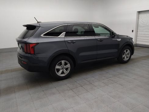 Used 2023 Kia Sorento LX FWD image 10