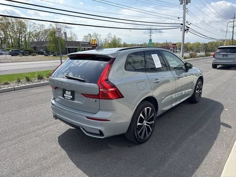Certified 2025 Volvo XC60 B5 Plus AWD/4WD image 5