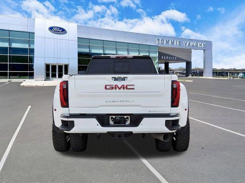 Used 2024 GMC Sierra 3500 Denali w/ Denali Reserve Package AWD/4WD image 3