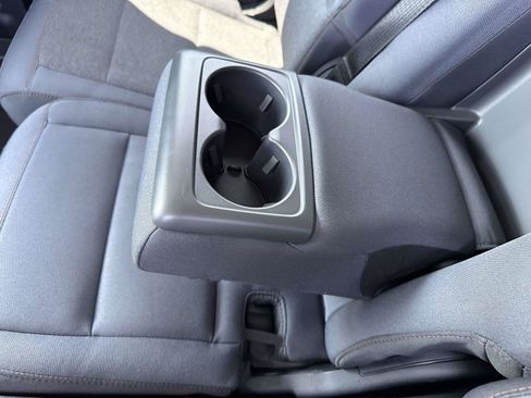 Used 2026 Ford Explorer Active AWD/4WD image 15