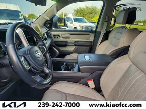 Used 2025 RAM 1500 Tungsten AWD/4WD image 22