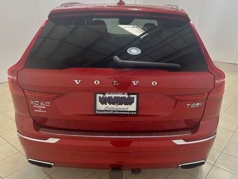 Used 2018 Volvo XC60 T8 Inscription image 4