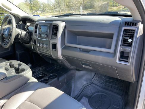 Used 2018 RAM 2500 Tradesman image 40