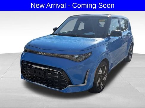 Used 2023 Kia Soul GT-Line FWD image 2