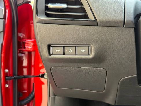 New 2026 Nissan Sentra SR w/ SR Premium Package FWD image 16