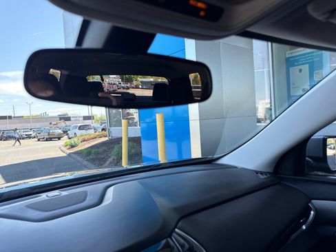 Used 2019 Chevrolet Traverse LT AWD/4WD image 31