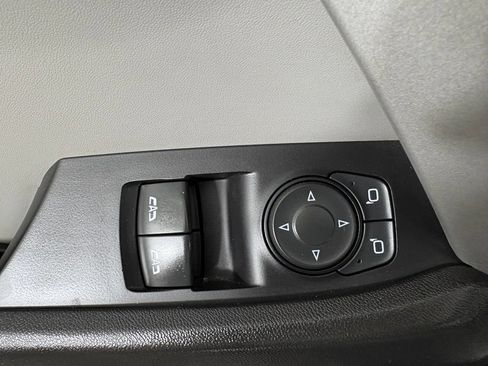 Used 2020 Chevrolet Camaro LT RWD image 18
