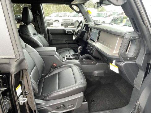 New 2026 Ford Bronco Outer Banks w/ Sasquatch Package AWD/4WD image 21