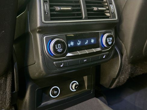 Used 2018 Audi Q7 3.0T Prestige w/ Prestige Package image 29