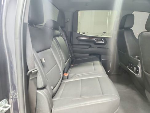 Used 2023 GMC Sierra 1500 SLT w/ SLT Premium Package AWD/4WD image 42
