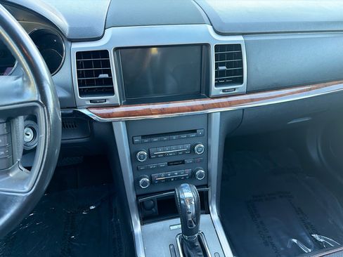 Used 2012 Lincoln MKZ AWD image 18