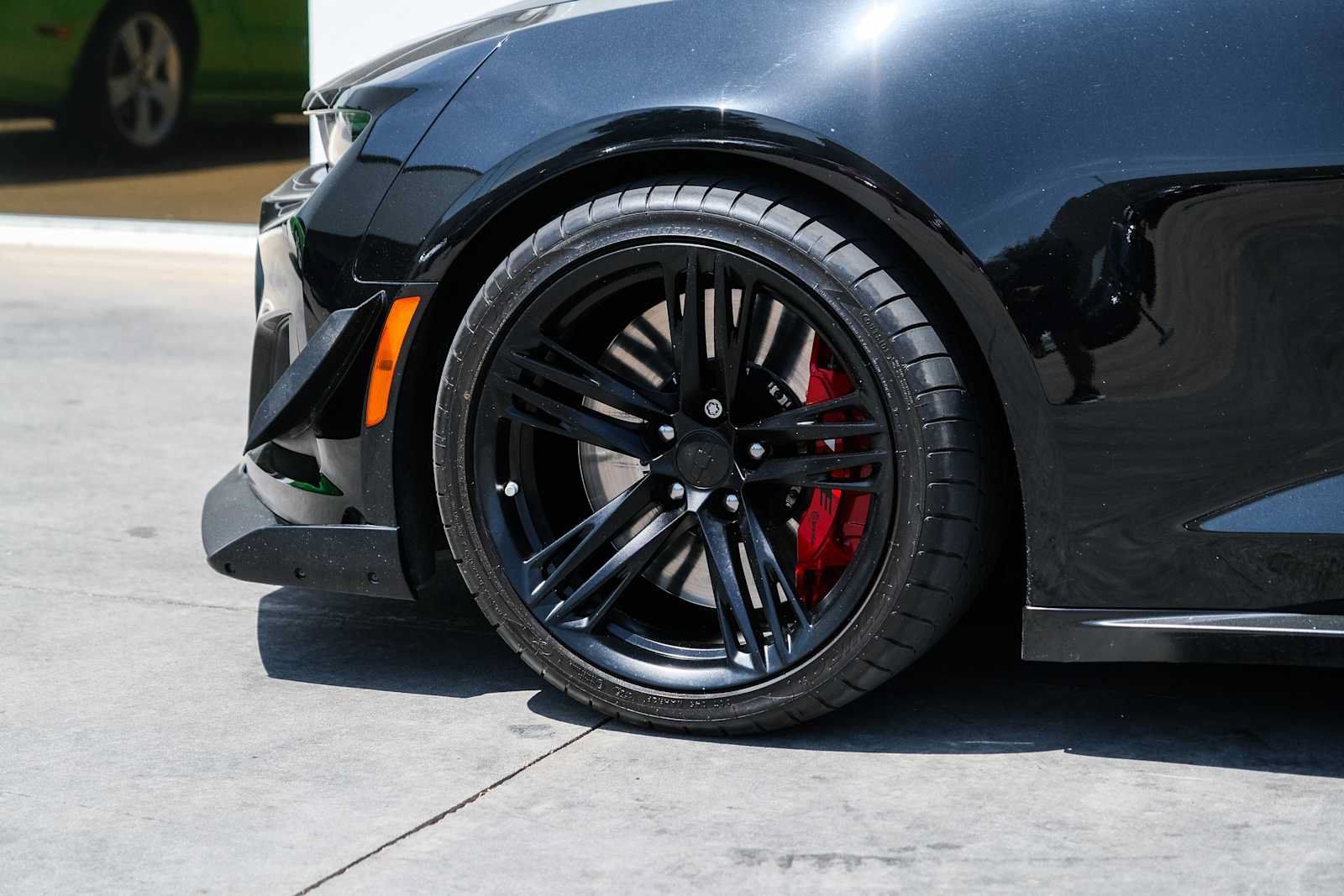 Used 2021 Chevrolet Camaro ZL1 RWD image 21