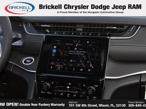 New 2025 Jeep Grand Cherokee Laredo image 23