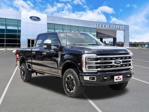 Certified 2024 Ford F250 Platinum w/ Tremor Off-Road Package AWD/4WD image 6