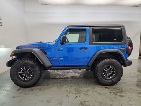 New 2025 Jeep Wrangler Rubicon w/ Xtreme 35 Tire Package image 5