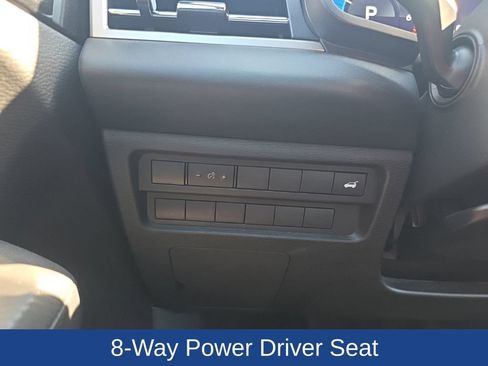 Used 2023 Mitsubishi Outlander SE Black Edition AWD/4WD image 10