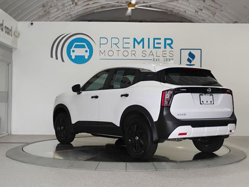 Used 2025 Nissan Kicks S FWD image 4