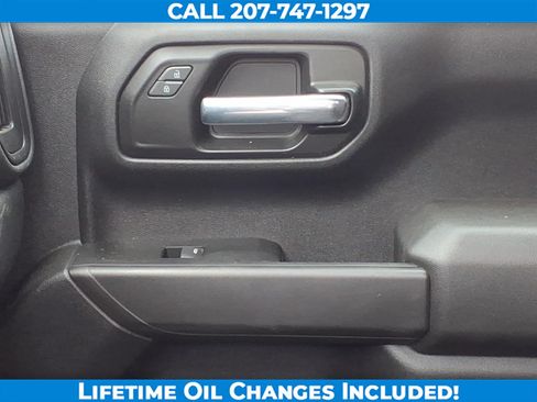Used 2022 Chevrolet Silverado 1500 Custom Trail Boss AWD/4WD image 10