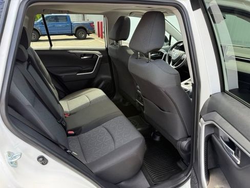 Used 2023 Toyota RAV4 XLE w/ Convenience Package AWD/4WD image 28