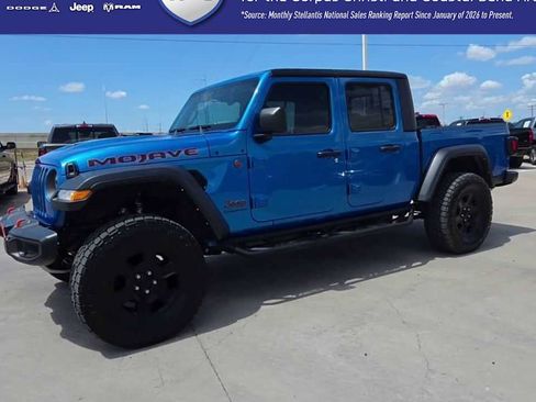 Used 2022 Jeep Gladiator Mojave AWD/4WD image 4