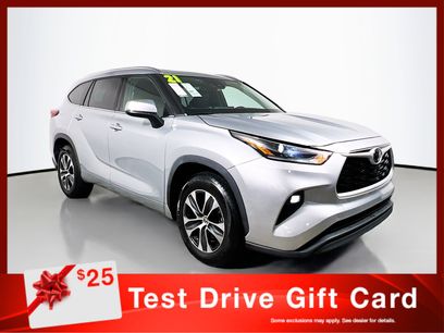 Used 2021 Toyota Highlander XLE