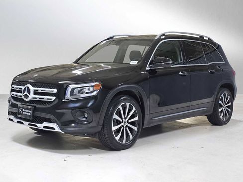 Certified 2023 Mercedes-Benz GLB 250 4MATIC image 7