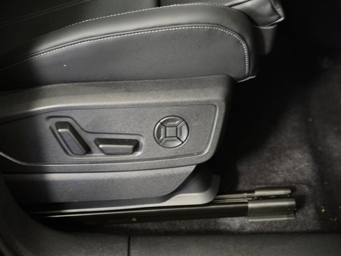 New 2025 Audi Q5 Premium Plus image 10