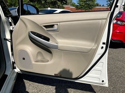 Used 2011 Toyota Prius Four w/ Solar Roof Pkg image 19