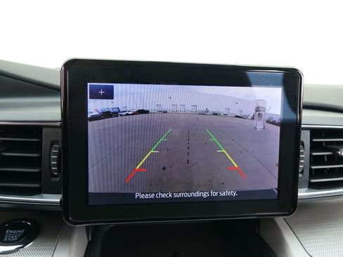 Used 2023 Ford Explorer XLT w/ Equipment Group 202A image 39